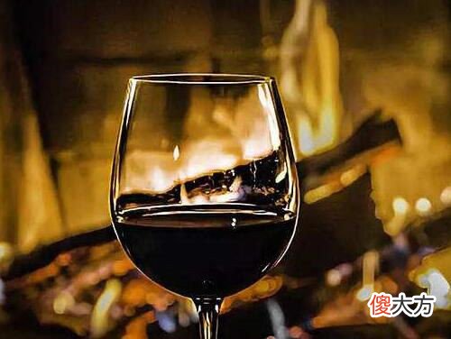 葡萄酒每天喝多少养生 葡萄酒的养生功效