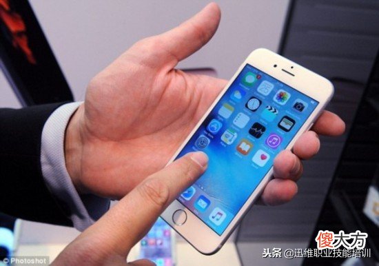 iPhone6S充电后手机黑屏怎么办 苹果手机充着电黑屏了怎么办