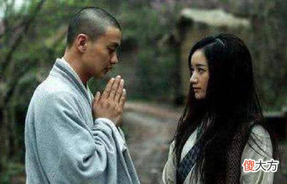 【爱历史】才女刁难和尚，出上联“面对面吃面”，和尚的下联让才女羞涩不已