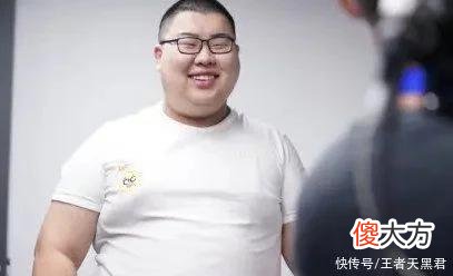 【游戏迷】狼队小胖两天打上国服宫本，92%胜率，评分102，天赋确实夸张