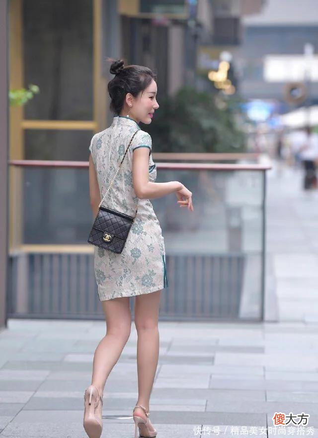 【就爱时尚】旗袍是中国服装国粹，有着悠久的历史，是专属东方女性的私服之一