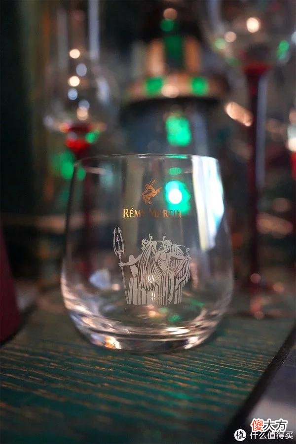 【十二星座】點酒圖錄 篇四:多少年了终于等到你!人头马 Club十二星座限定版+杯具套装 终集齐