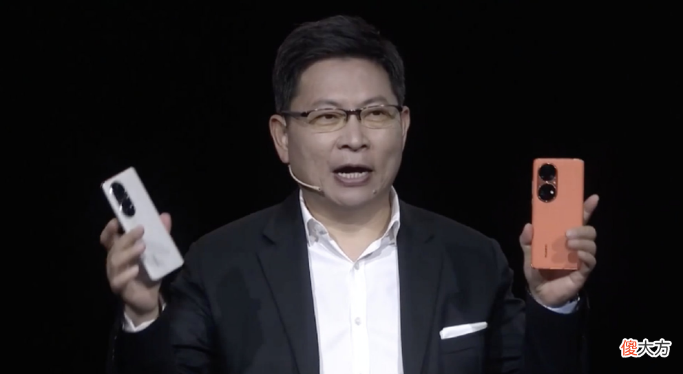 华为发布两款4G新机 华为4G新机