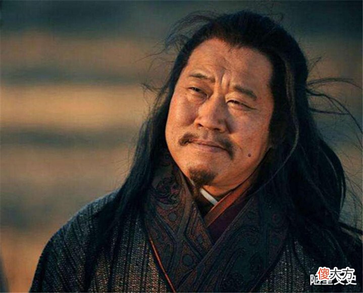 【历史故事】凤雏36岁就去世了,凭什么能和卧龙齐名?看看他做的事情就懂了