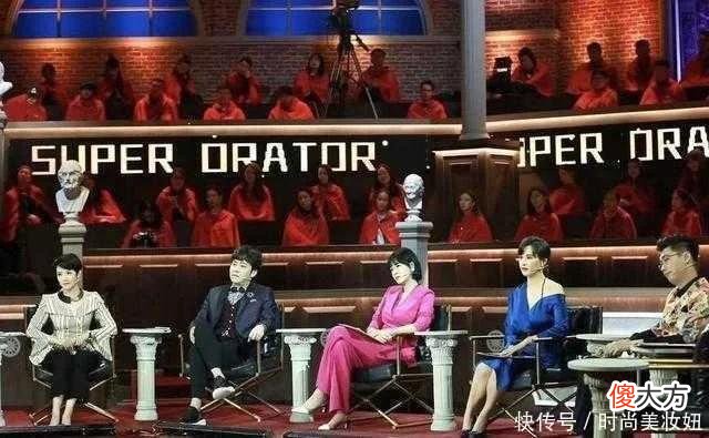 【时尚一点】李艾身材比例太完美了，穿粉色西装配阔腿裤，1米5大长腿好惊艳