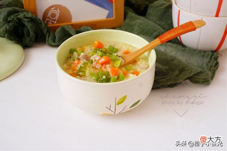 又鲜又香的小米粥 香喷喷的小米粥