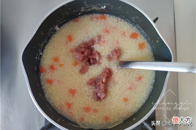 又鲜又香的小米粥 香喷喷的小米粥