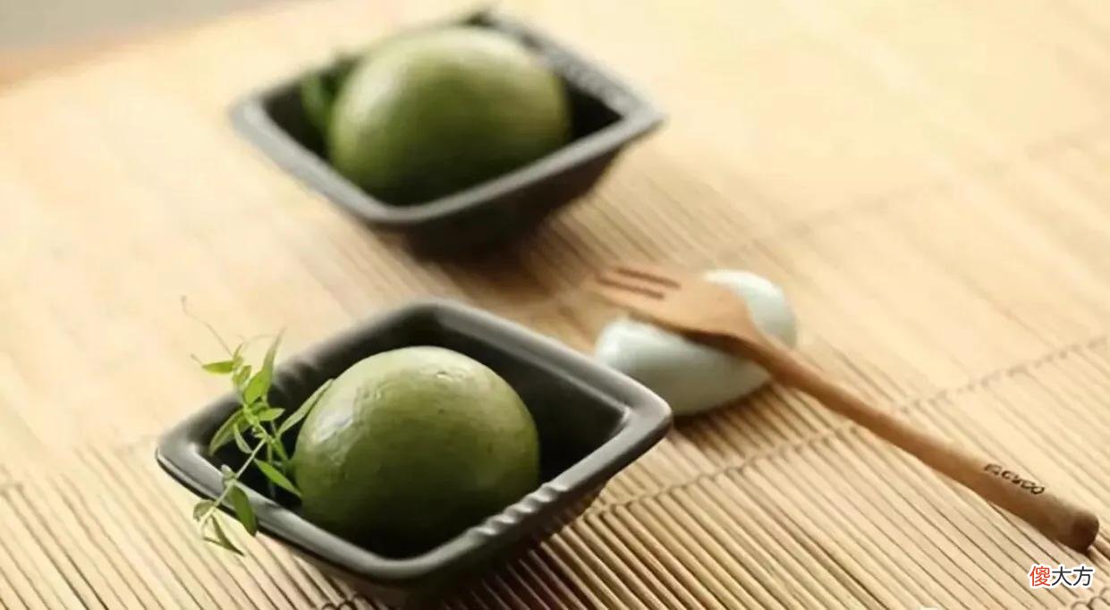 人间四月吃青团，清明节的一道传统点心—青团