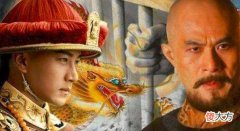 【历史故事】康熙擒鳌拜时，为何要用一群孩子而不用大内高手？这一选择很睿智