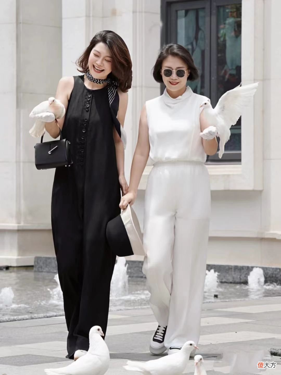 【时尚一点】别再说女人身宽体胖不懂打扮，今年的“胖妈妈”搭配很高级，好美
