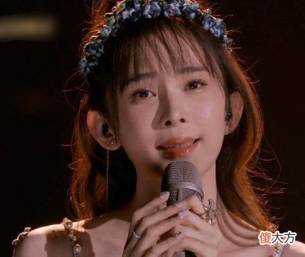 【就爱时尚】不理解！为什么赵樱子对“精灵耳”那么执着？
