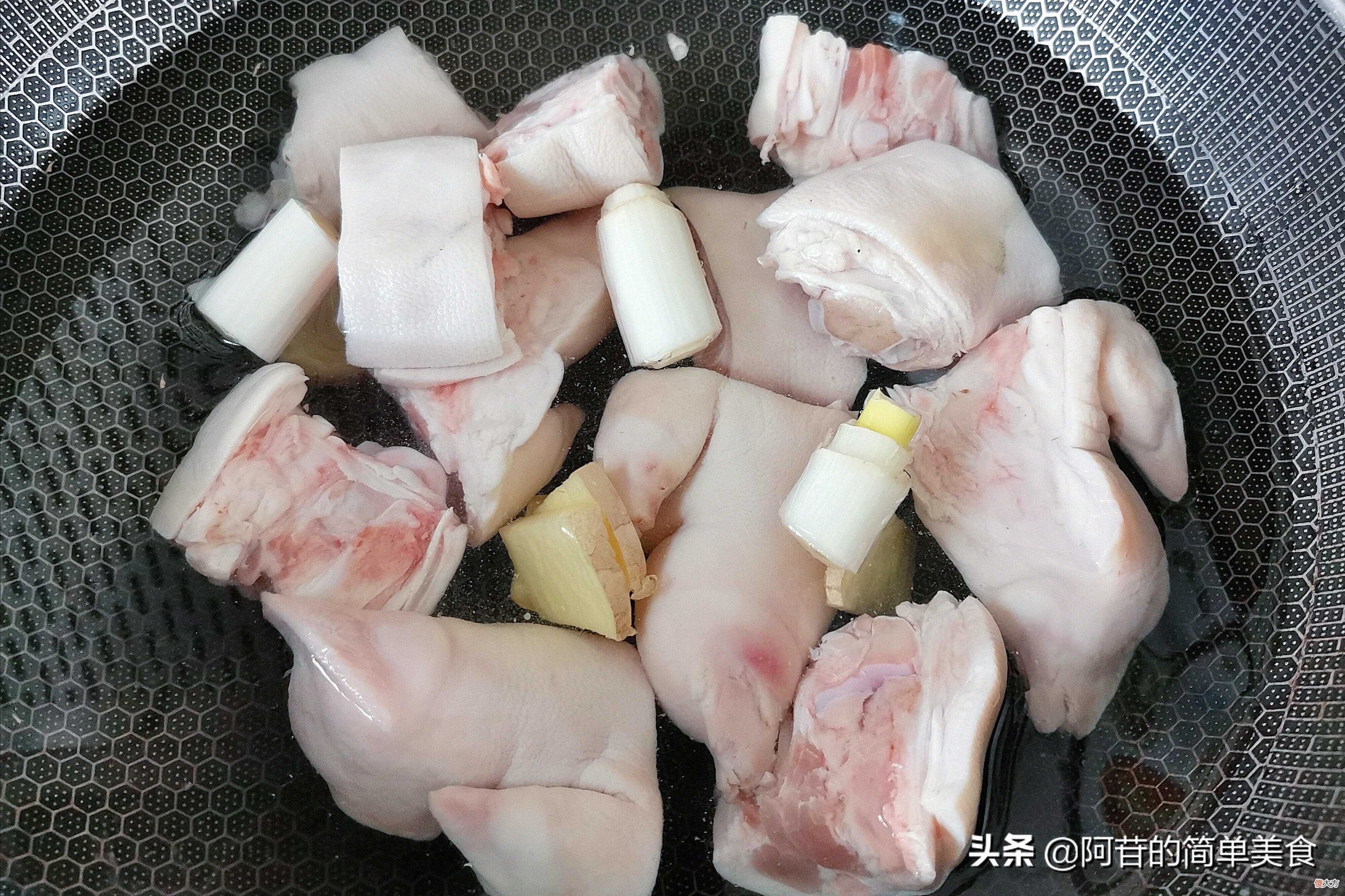想做出又烂又软糯的海带炖猪脚 海带炖猪蹄怎么做海带更软更好吃