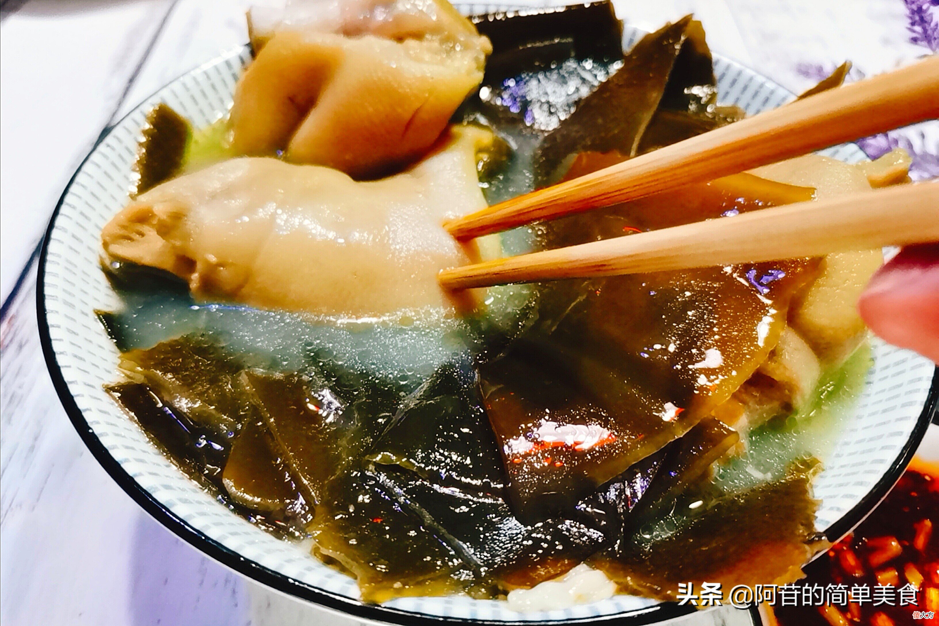 想做出又烂又软糯的海带炖猪脚 海带炖猪蹄怎么做海带更软更好吃