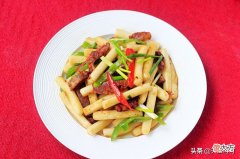 它是过年必吃年年糕 年年糕的年