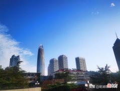 JWL小学的学区房单价9W了！我们买什么房子最保值？