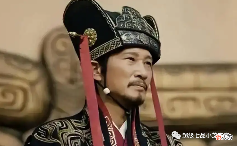 【爱历史】袁绍一生错失了三大奇才，两个不输诸葛亮，一个深受诸葛亮忌惮