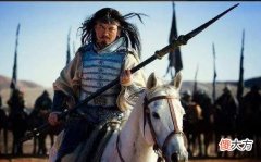 【历史故事】古代将军为什么要系披风，只是为了耍酷吗？古人的智慧你想象不到