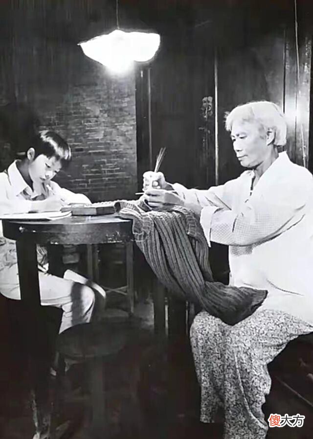 【历史故事】老照片:上世纪90年代的成都,市井百态,人间烟火