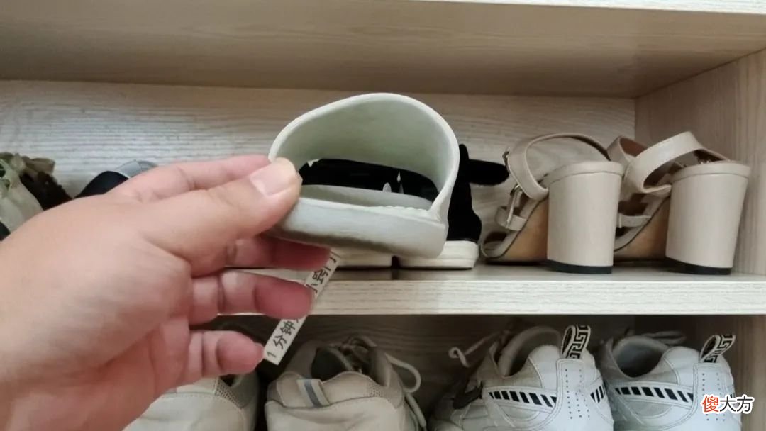 【时尚一点】家里有3种鞋子，不穿最好扔掉，留家中没好处，看了及时转达家人