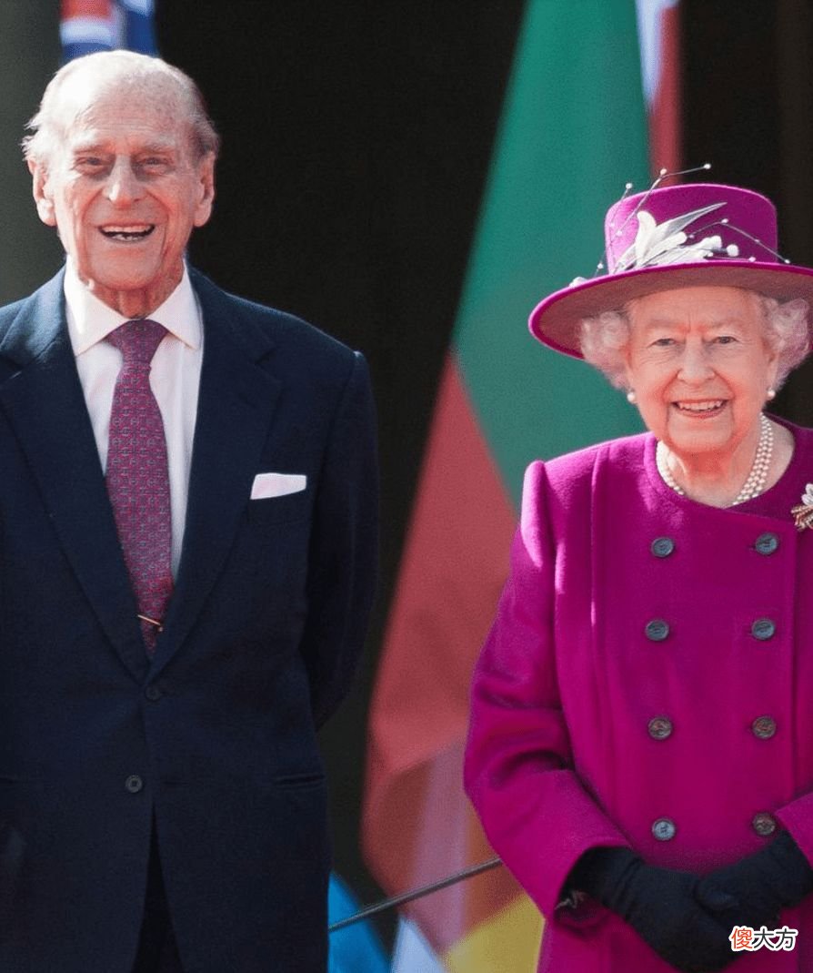 【历史故事】菲利普入赘英国王室,为了让孩子随自己姓,和3个女人掰扯了10年