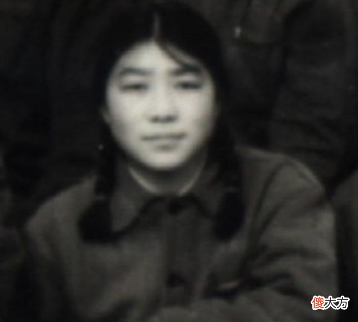 【历史故事】张玉凤产子后想辞去秘书一职，毛主席说了6个字，她含泪回来