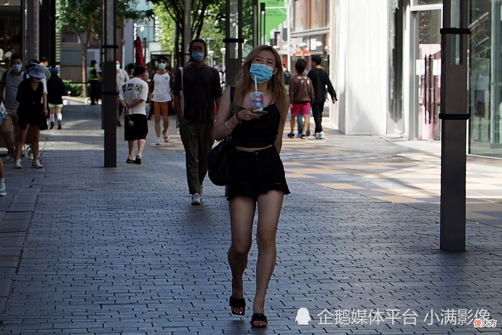 【时尚一点】夏季时尚又好看的穿着打扮都有哪些？风格不同的几位女生给予诠释