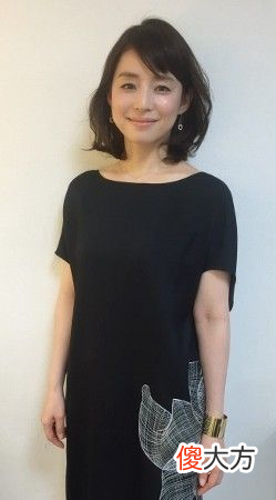 【就爱时尚】女人不管多忙，出门都尽量打理一下发型，否则衣服搭再好看也白搭