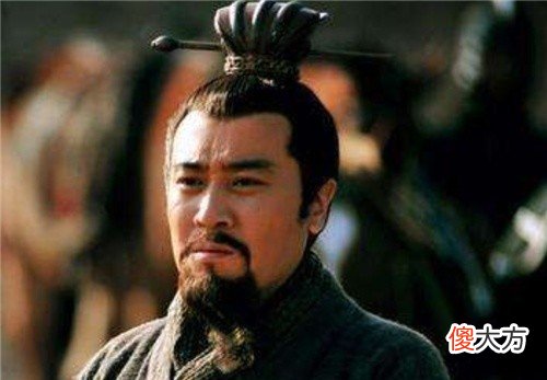 【爱历史】刘备一结义兄弟，投降曹操后成绝世名将，打败统率十万大军的孙权