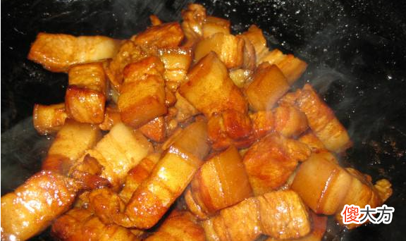 炖肉能用黄酒代替料酒吗 煮肉放黄酒还是料酒