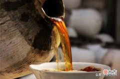 深入国人血液3000年的黄酒，几乎无人问津，难道还不如酒精勾兑酒