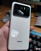 劝我加钱换华为手机 华为加钱换新机