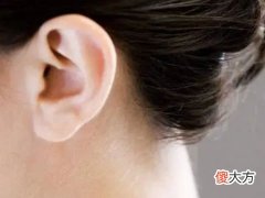 能够拥有富贵命的耳朵面相