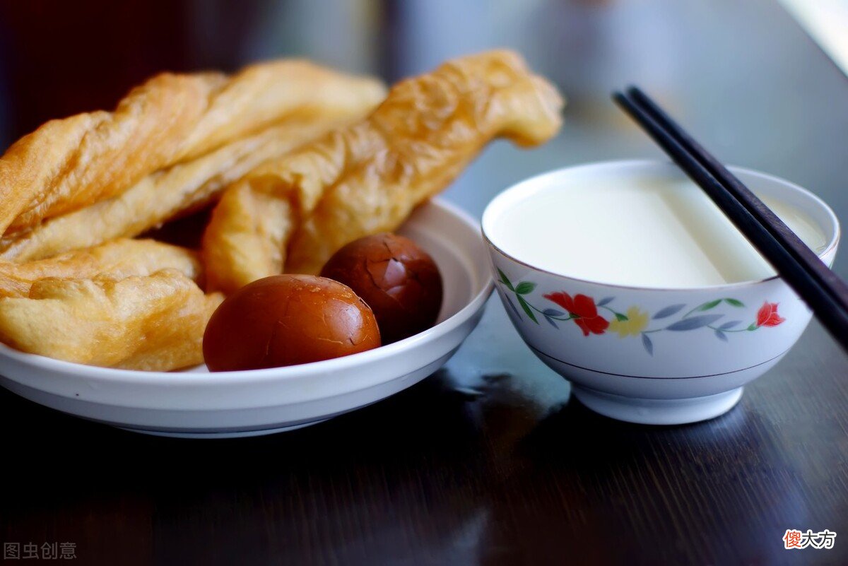 打豆浆用干豆还是湿豆 用干豆打豆浆好?还是湿豆好?