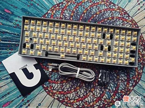 【就爱时尚】颜值、精致、靓...看到了Lofree洛斐小翘键盘发现好词不够用了