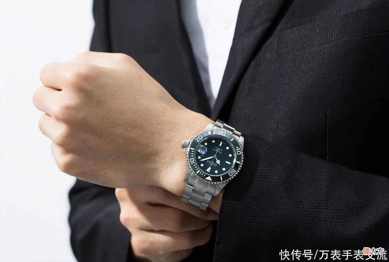 【时尚一点】设计高级、价格亲民还想要保值？这8款表都能满足你