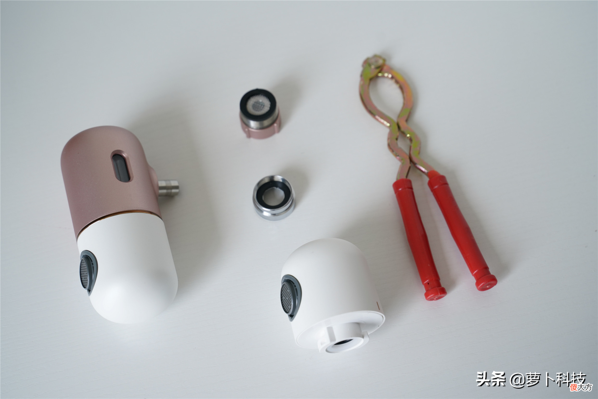 神奇！把自来水变美容水，氧芬磁解水龙头净水器值得买吗？