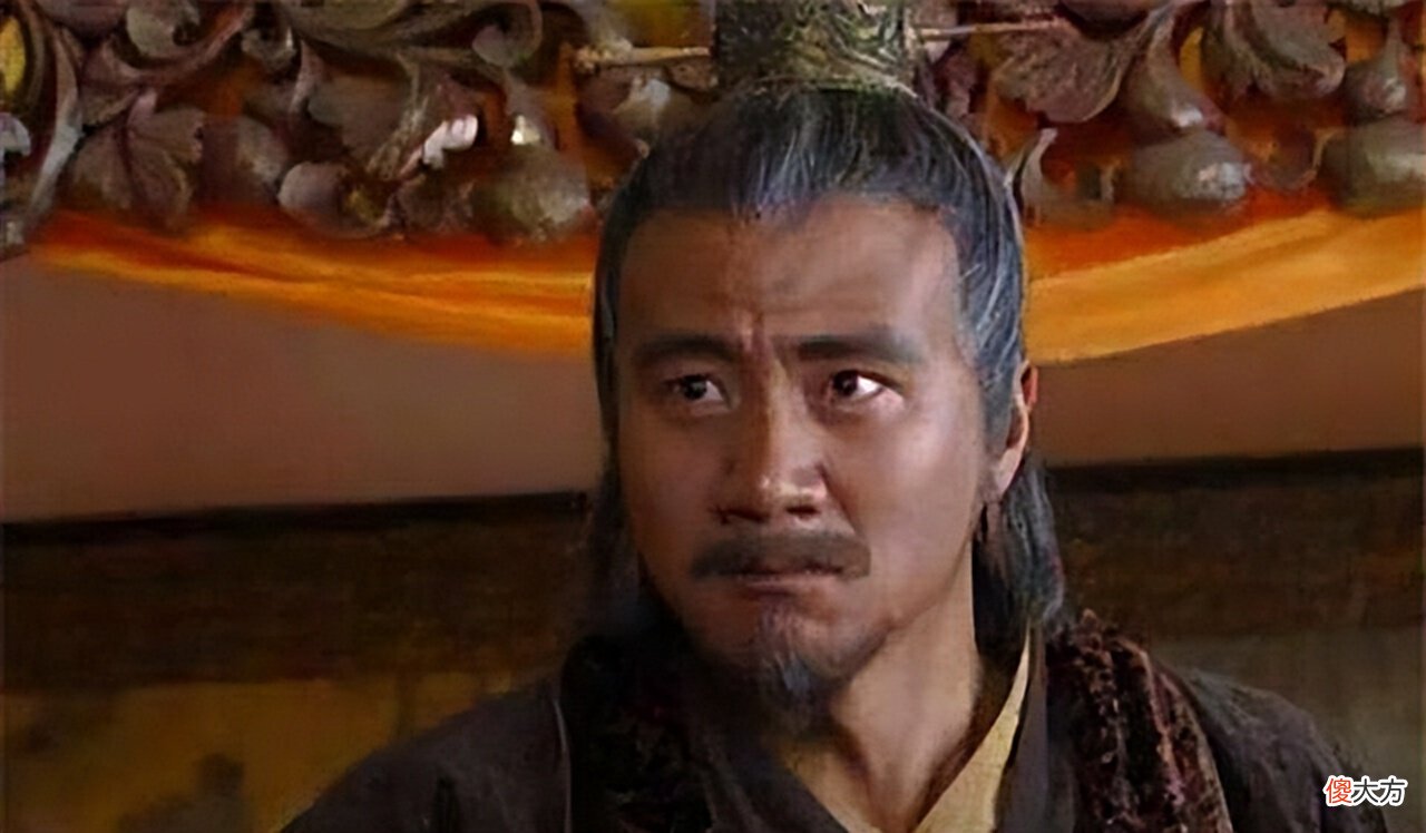 【历史故事】朱元璋偷偷塞给小舅子两锭金子，小舅子背脊发凉：这是要害我？