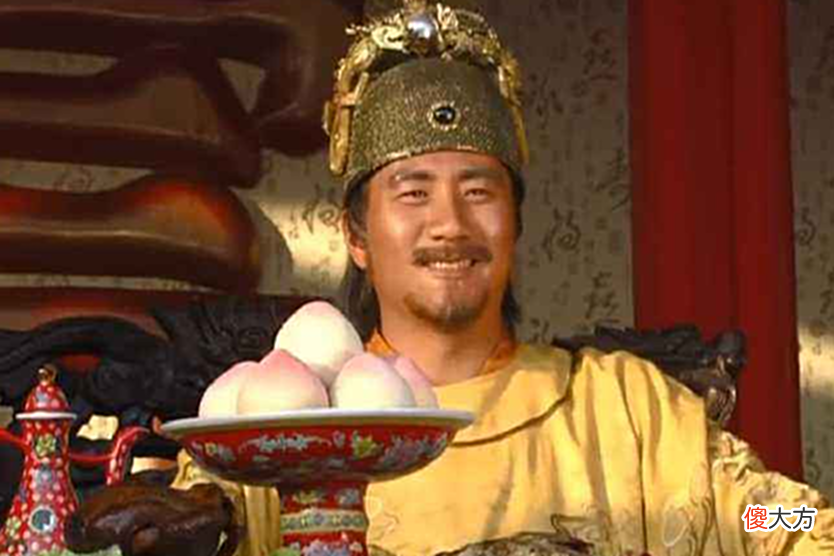 【历史故事】朱元璋偷偷塞给小舅子两锭金子，小舅子背脊发凉：这是要害我？