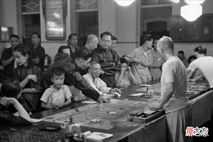 【爱历史】三合会向杜月笙收保护费,3天后杜月笙做了一件事,整个上海震动