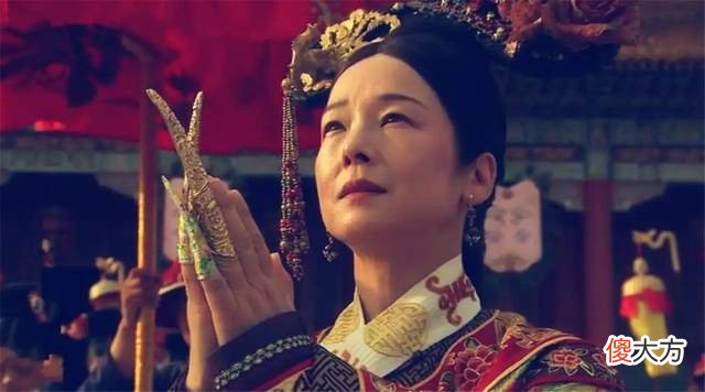 【爱历史】慈禧每天三点就起床，八点才去上朝，中间的五个小时她在干啥？