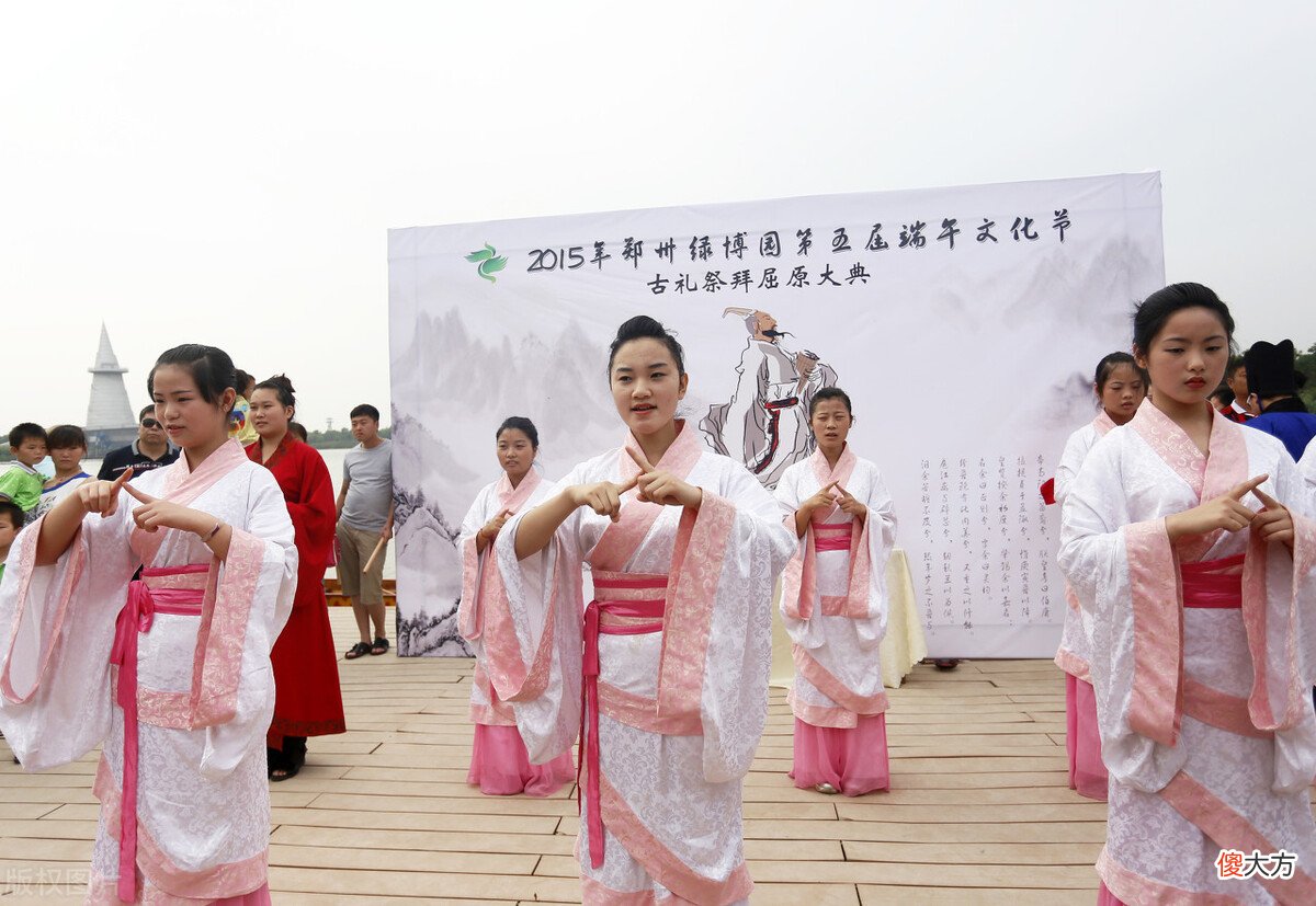 【爱历史】保持人间清醒，对身边堆积小人的君王来说，初心如磐是信任也是自信