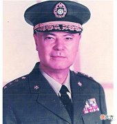 【爱历史】此上将曾是张学良的保镖，侄子是何鸿燊，外甥是李小龙
