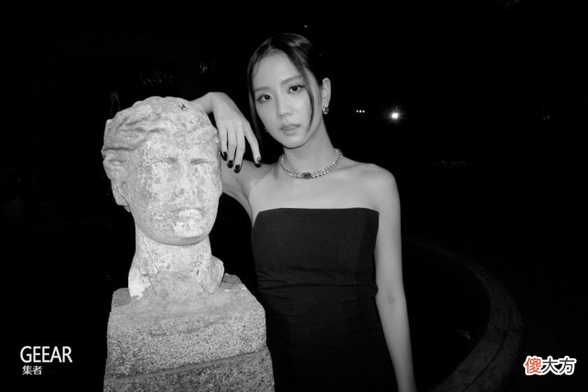 【时尚一点】Jisoo以黑色小洋装出席卡迪亚晚宴！