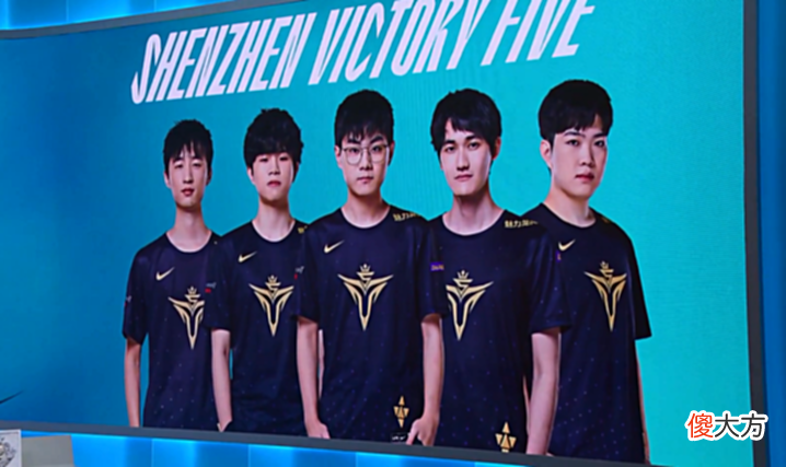 【游戏迷】LPL:V5没了Rookie都是对面在C?官博赛后整活小许秀