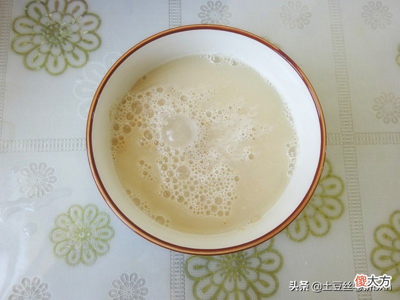 酵母发面做馒头要多放两种材料 做馒头发面放多少酵母粉