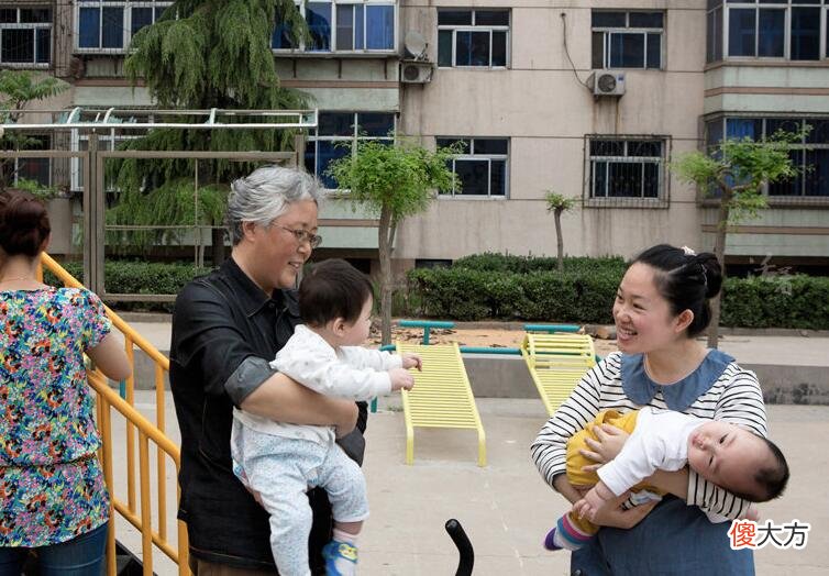 爷爷奶奶亲还是姥姥姥爷亲？别再争了，看看科学排序，很有道理