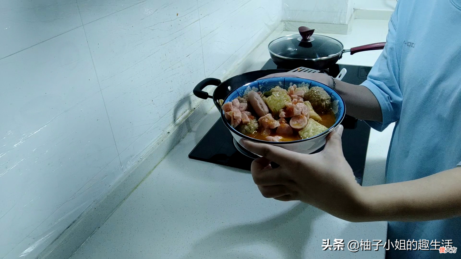 美味的西红柿煮丸子 西红柿炸丸子的做法