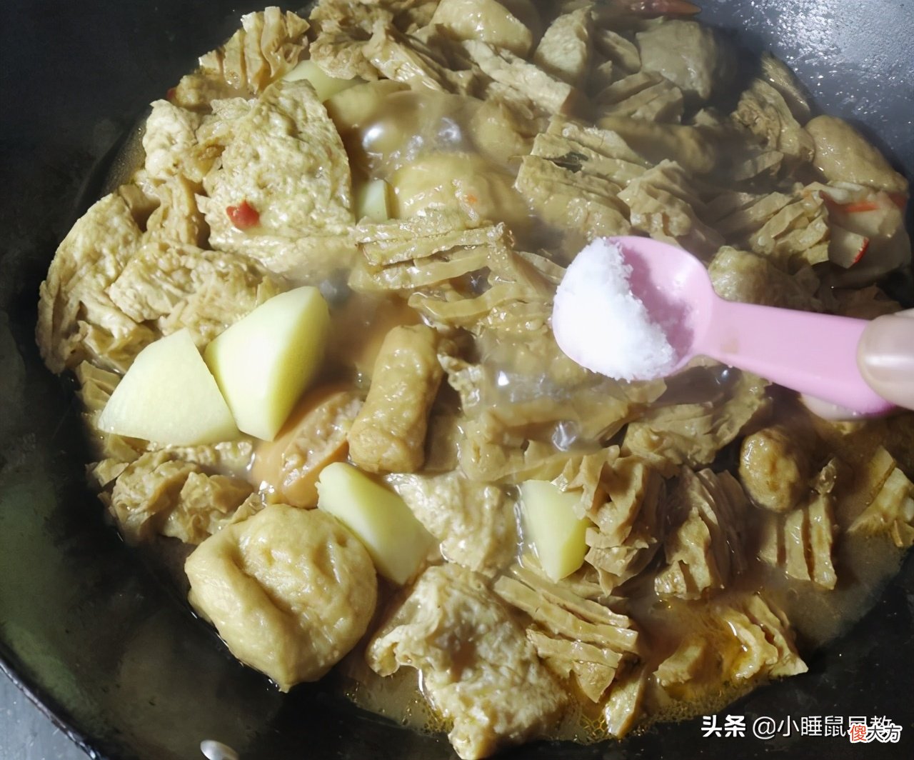 教你火锅丸子乱炖的家常做法 火锅丸子乱炖怎么做好吃