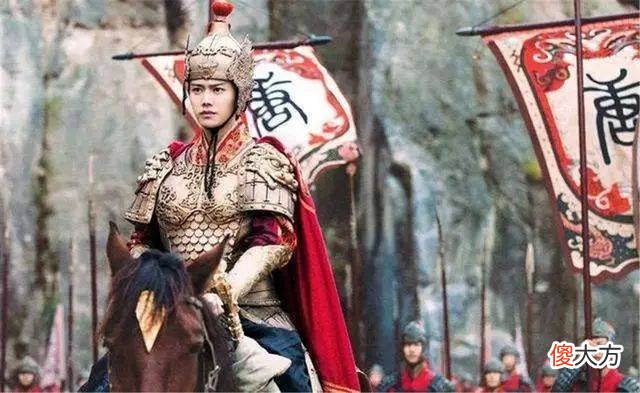 【历史故事】李白看走眼了，被他视为功比卫青的哥舒翰投降安禄山，打脸