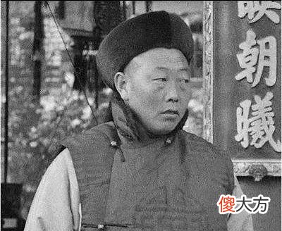 【历史故事】当年把珍妃强行推入井中的大太监崔玉贵，最后结局怎么样了？